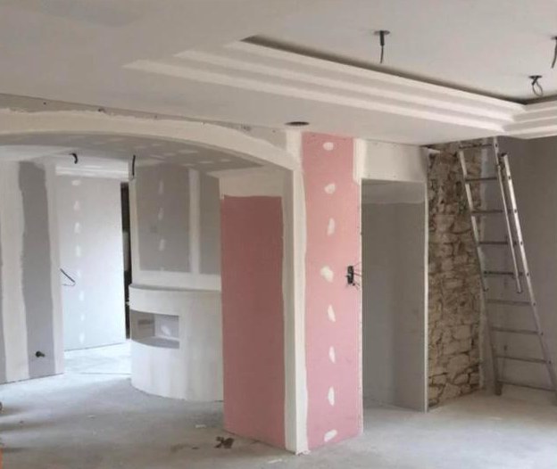 Arches et cloisons arrondies